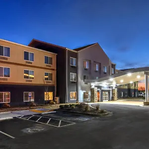 Fairfield & Memphis Hotel